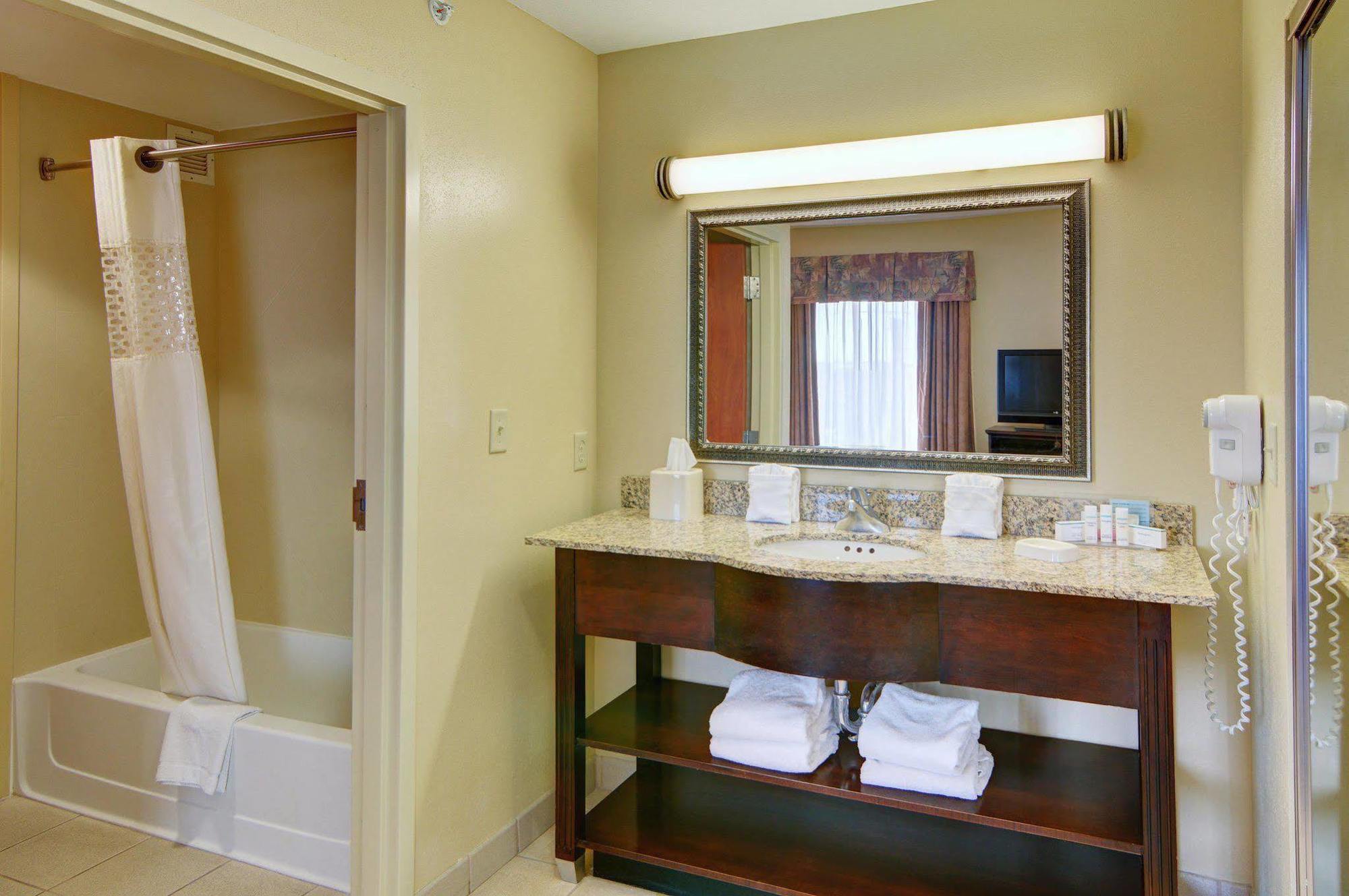 Hampton Inn & Suites Lawton Zewnętrze zdjęcie
